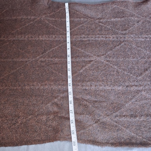 World Market Recycled Yarn Cable Knit Funnel Neck Sweater Poncho Brown NWT - Picture 13 of 16